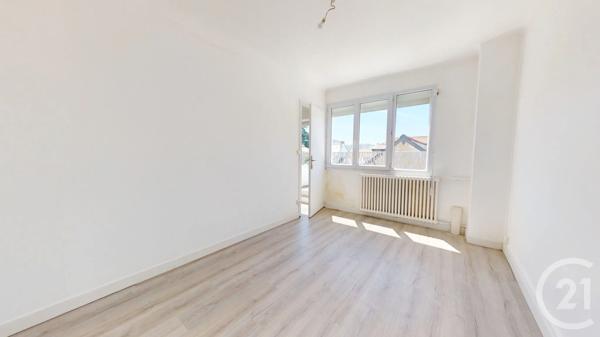 Maison à vendre  3 pièces - 75,62 m 2   ST HERBLAIN  - 44
