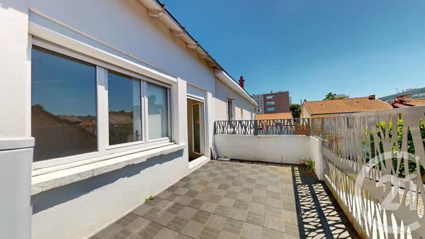 Maison à vendre  3 pièces - 75,62 m 2   ST HERBLAIN  - 44