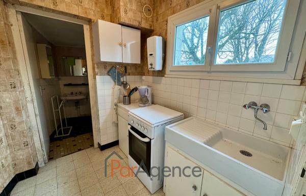 Maison 5 pieces + 2 studios 163 m2 habitables + garage 45 m2