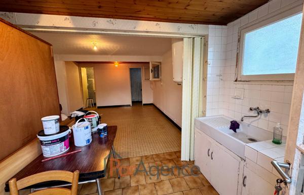 Maison 5 pieces + 2 studios 163 m2 habitables + garage 45 m2