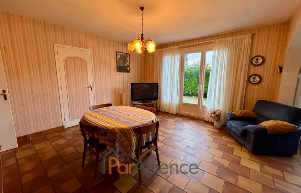 Maison 5 pieces + 2 studios 163 m2 habitables + garage 45 m2