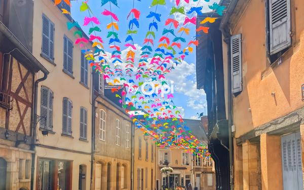 Maison à vendre    3 pièces • 39,57 m2 Montluçon