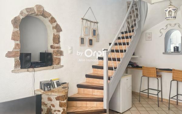 Maison à vendre    3 pièces • 39,57 m2 Montluçon