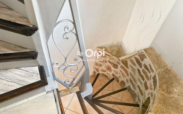 Maison à vendre    3 pièces • 39,57 m2 Montluçon