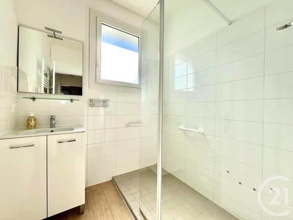 Maison à vendre  2 pièces - 51,78 m 2   LE FENOUILLER  - 85