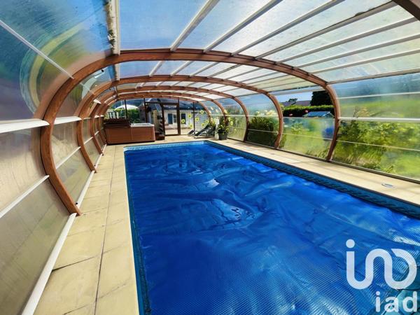 Maison 7 pièces de 165 m² à Saint-Jean-de-la-Ruelle (45140)