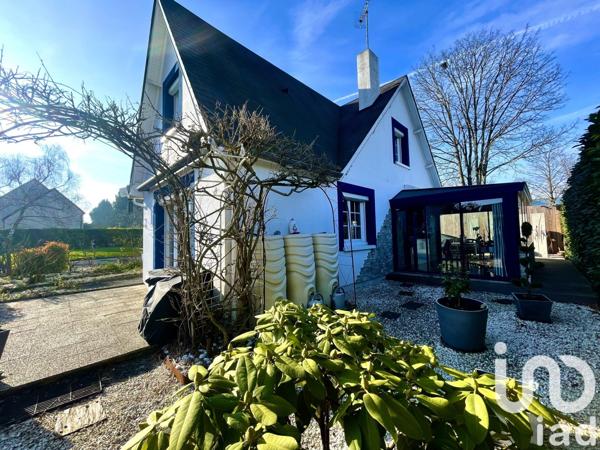 Maison 7 pièces de 165 m² à Saint-Jean-de-la-Ruelle (45140)