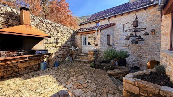 Vente Maison 7 pièces 197 m2 à Millau