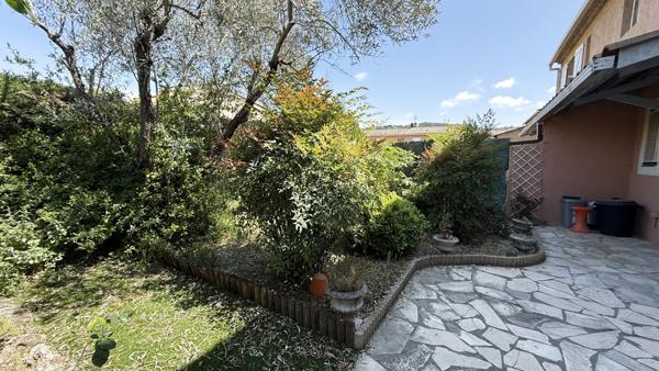 Pégomas (06580) Pégomas | Maison familiale avec véranda, garage, jardin, au calme absolu et à pied des commodités