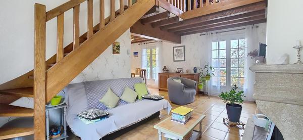 Maison sur sous-sol total au calme