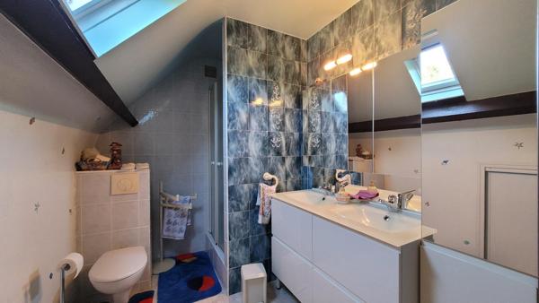 Maison sur sous-sol total au calme