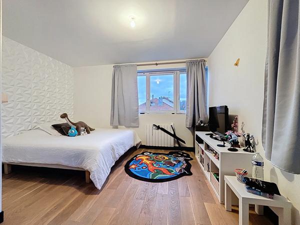 Maison à vendre 7 pièces TINQUEUX (51)