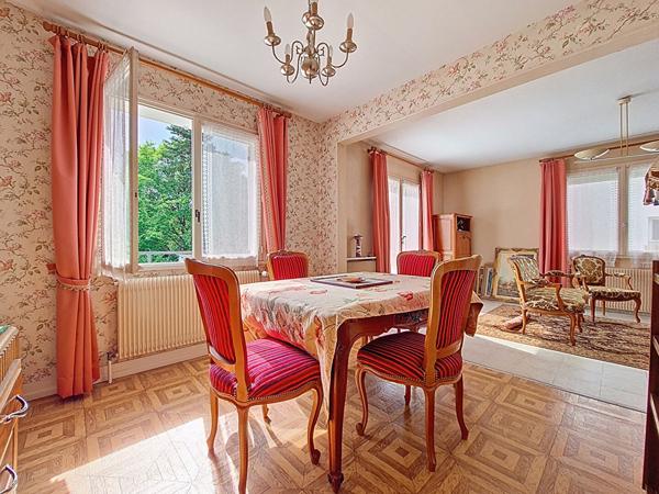 ORLEANS ENTRE 2 GARES - MAISON 145M2 - T6 - GARAGE - JARDIN DE 435M2 SANS VIS A VIS