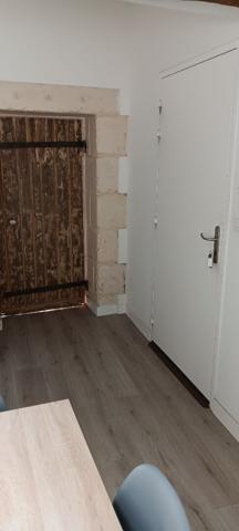 APPARTEMENT TYPE III MEUBLE - CENTRE VILLE POITIERS