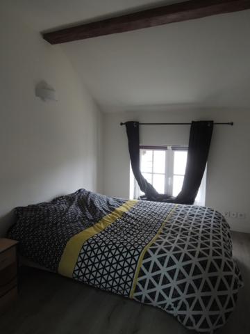 APPARTEMENT TYPE III MEUBLE - CENTRE VILLE POITIERS