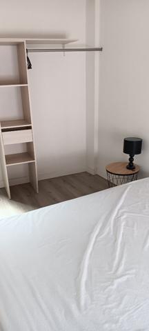 APPARTEMENT TYPE III MEUBLE - CENTRE VILLE POITIERS