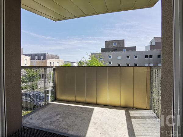 Appartement Sautron 2 pièce(s) 52.06 m2 avec grand balcon de 12.70 m²
