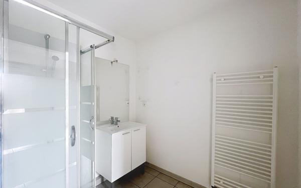 Appartement à louer    2 pièces • 39,85 m2 Avignon