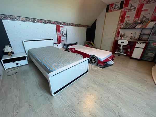 Pavillon 3 CHAMBRES, HABITABLE PLAIN PIED, 2 GARAGES