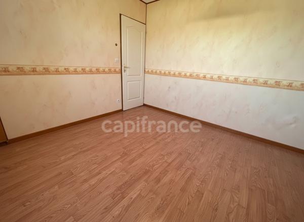 Pavillon 3 CHAMBRES, HABITABLE PLAIN PIED, 2 GARAGES