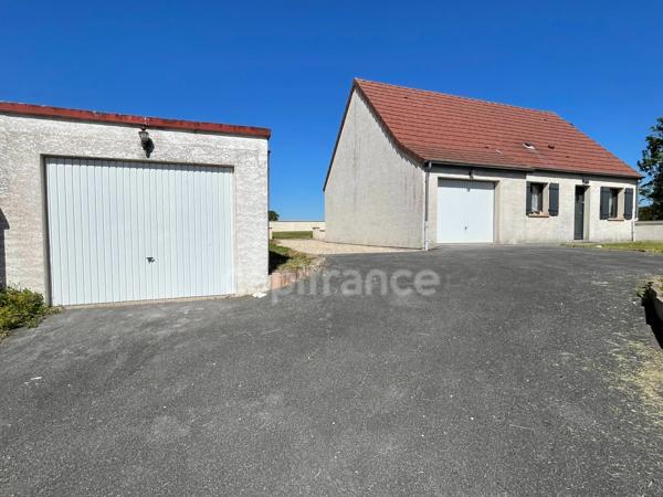 Pavillon 3 CHAMBRES, HABITABLE PLAIN PIED, 2 GARAGES