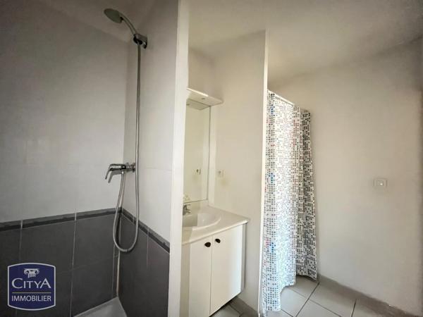 Appartement à vendre 4 pièces 109.9m² Nîmes (30900)