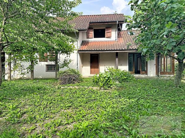 LA TRONCHE, Proche Hôpital, Maison familiale avec 5 chambres