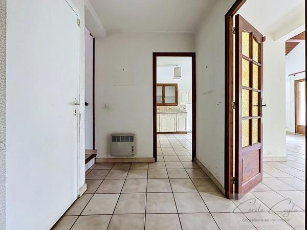 LA TRONCHE, Proche Hôpital, Maison familiale avec 5 chambres