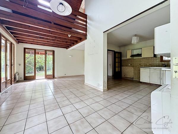 LA TRONCHE, Proche Hôpital, Maison familiale avec 5 chambres