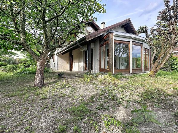 LA TRONCHE, Proche Hôpital, Maison familiale avec 5 chambres