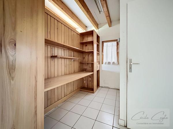 LA TRONCHE, Proche Hôpital, Maison familiale avec 5 chambres