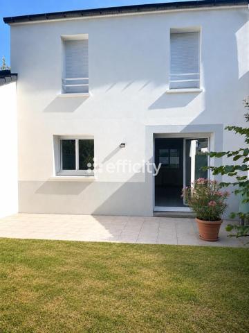 Maison
         4 pièces
        - 76 m² 262 500 € *