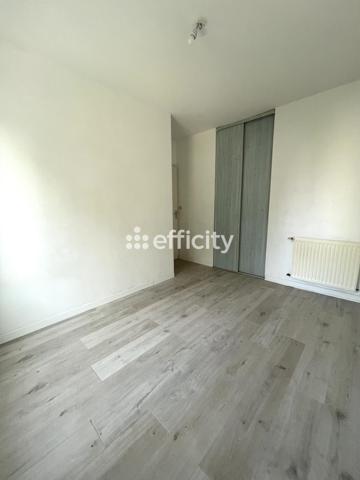 Maison
         4 pièces
        - 76 m² 262 500 € *