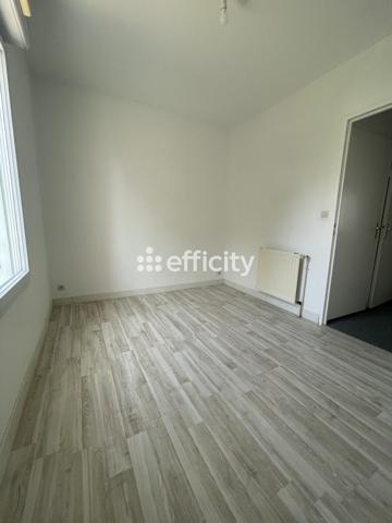 Maison
         4 pièces
        - 76 m² 262 500 € *
