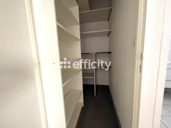 Maison
         4 pièces
        - 76 m² 262 500 € *
