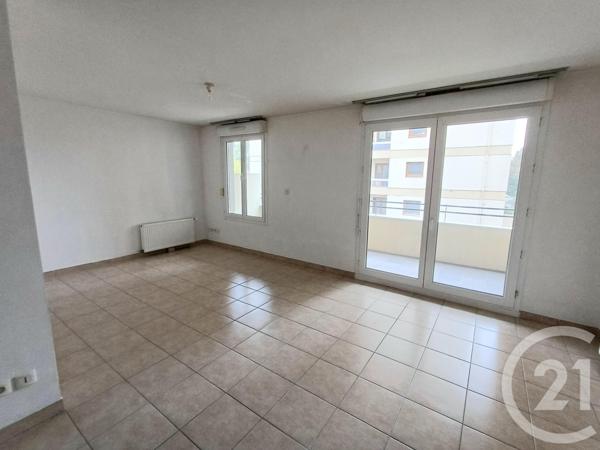 Appartement T3 à vendre  3 pièces - 65 m2 BOURG EN BRESSE - 01