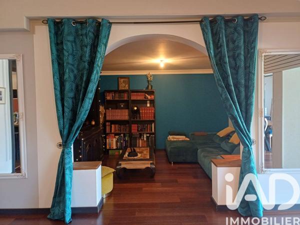 Maison à vendre 6 pièces 160 m² Saint-Amand-les-Eaux