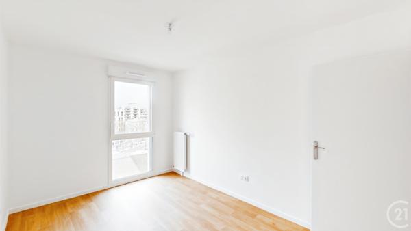 Appartement F4 à vendre  4 pièces - 119 m2 AUBERVILLIERS - 93
