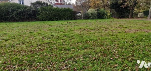 TERRAIN CONSTRUCTIBLE PONTCHATEAU