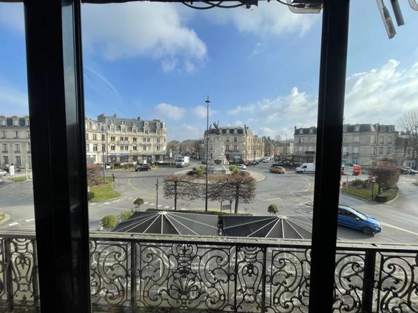 Vente Fonds de commerce 9 pièces 1161 m2 à Soissons