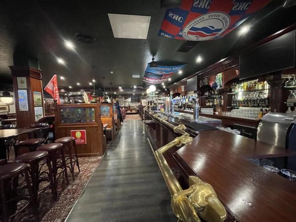 Vente Fonds de commerce 9 pièces 1161 m2 à Soissons