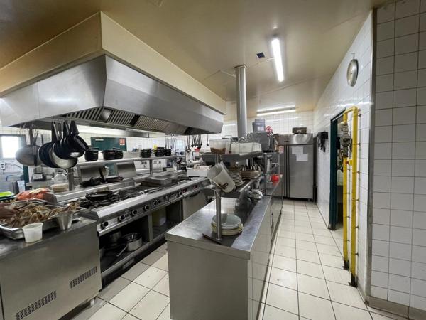 Vente Fonds de commerce 9 pièces 1161 m2 à Soissons