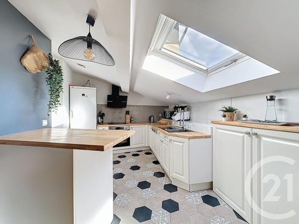 Appartement F4 à vendre  4 pièces - 120 m2 MOZAC - 63