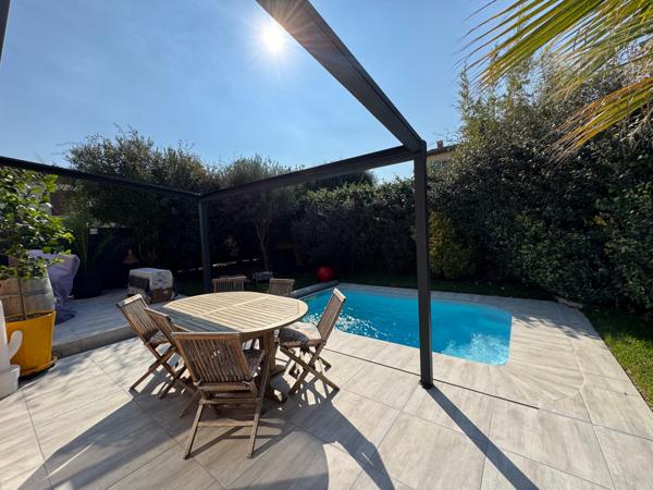 Roquebrune/Argens - Villa 4 chambres piscine chauffée dans résidence privée