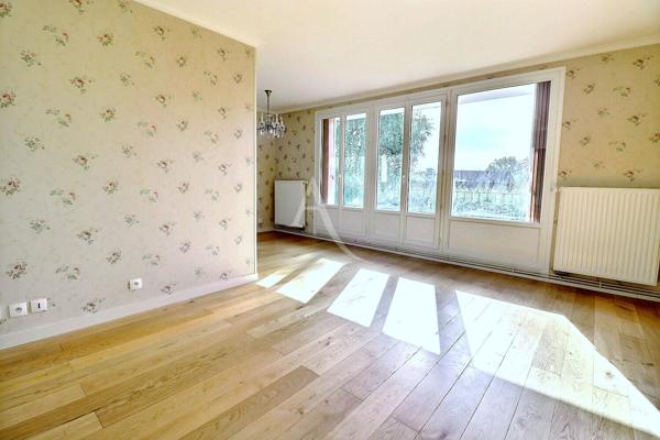 Appartement Le Mesnil Saint Denis 4 pièces