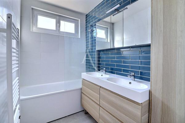 Appartement Le Mesnil Saint Denis 4 pièces