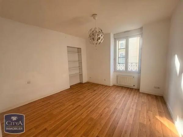 Appartement à louer 4 pièces 72.53m² Nantes (44000)