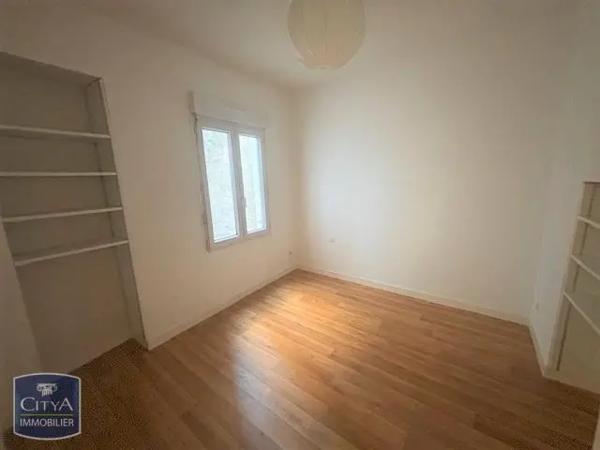 Appartement à louer 4 pièces 72.53m² Nantes (44000)