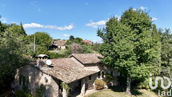 Maison à vendre 7 pièces 193 m² Saint-Étienne-de-Fontbellon