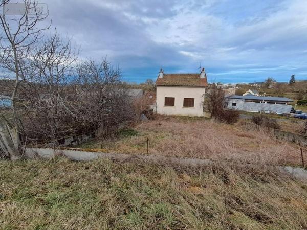 Maison à vendre à Val-d'Arcomie dans le Cantal (15320), ref : 044/1210